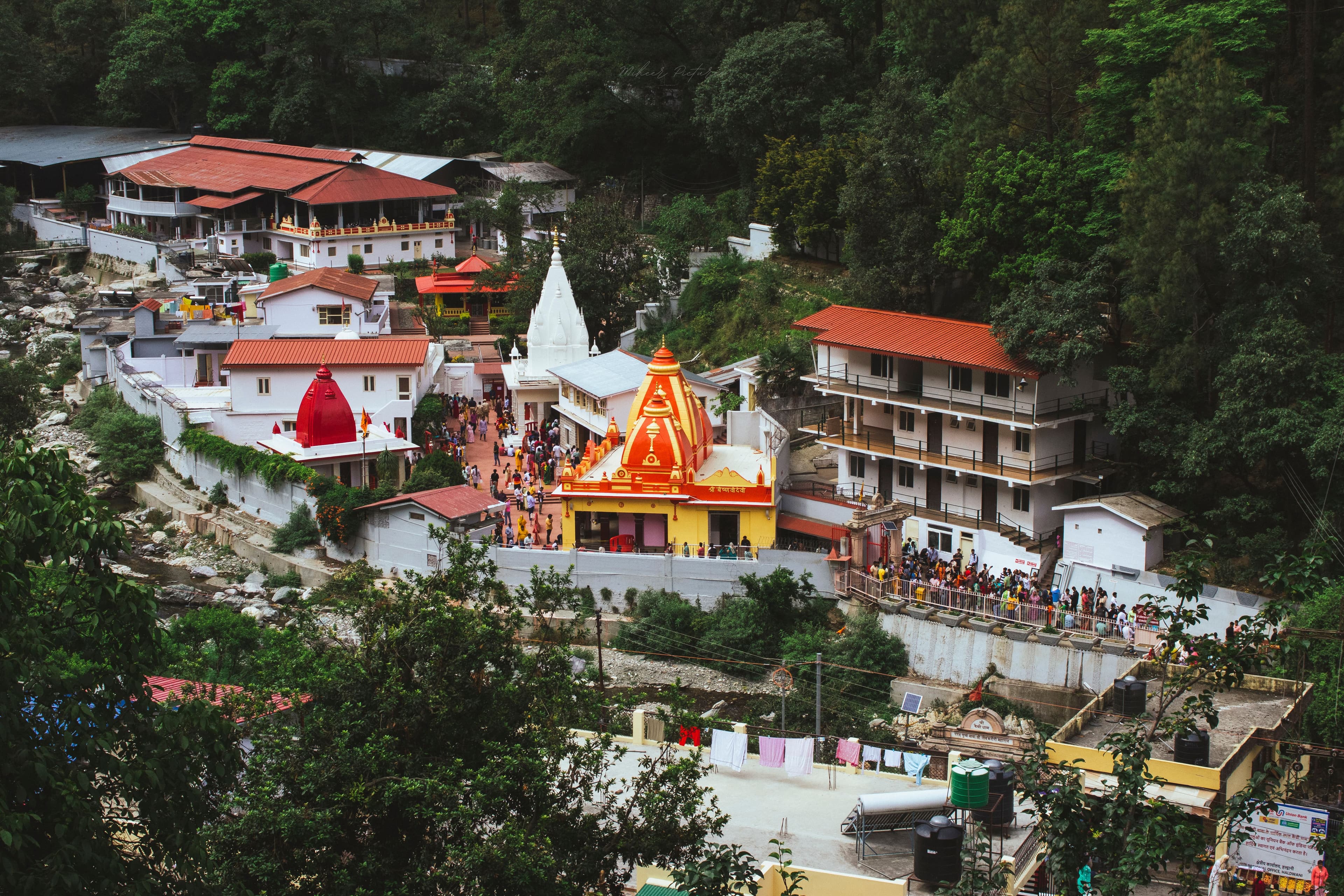 Char Dham Yatra travel view 2
