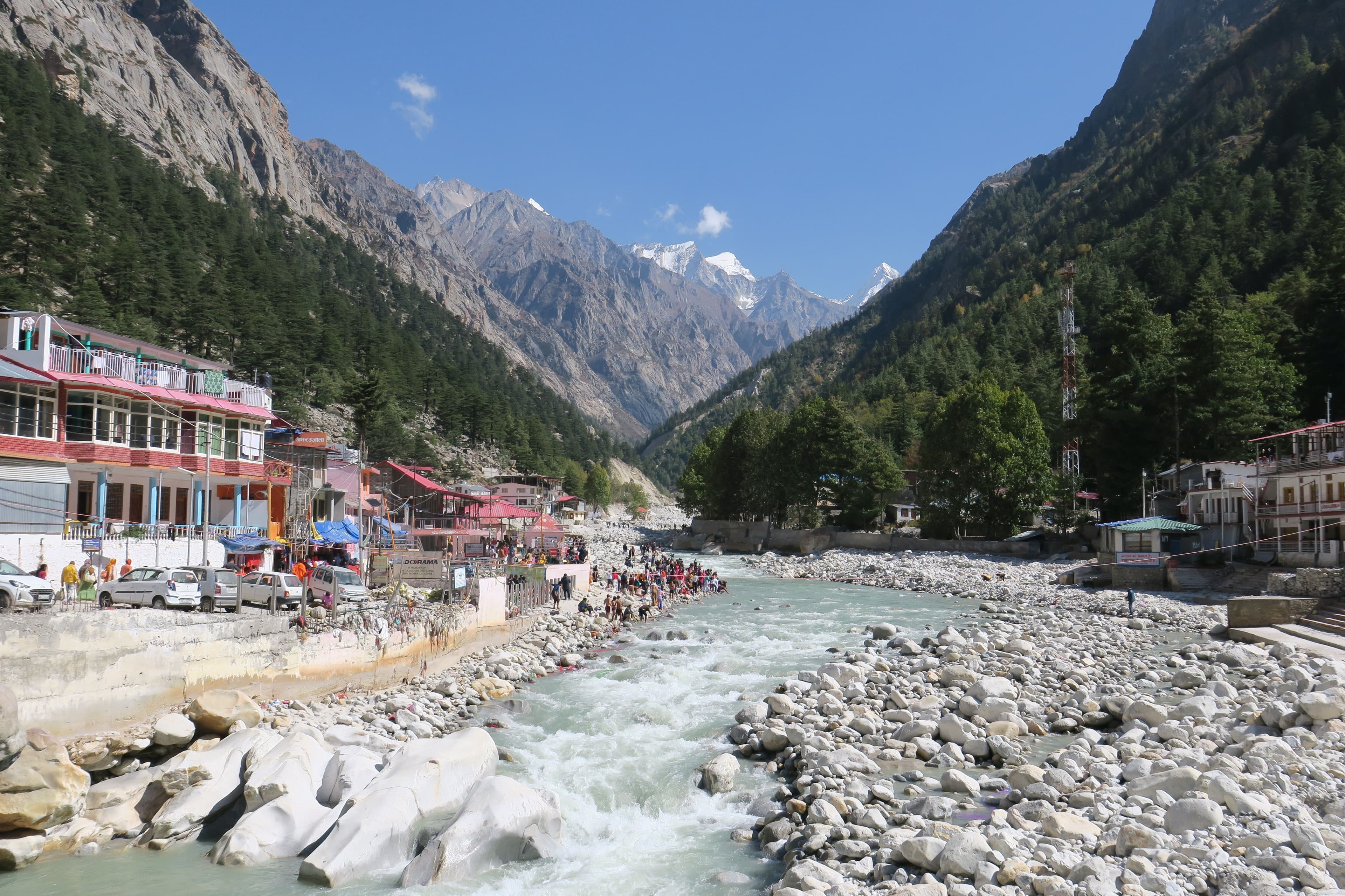 Char Dham Yatra travel view 3